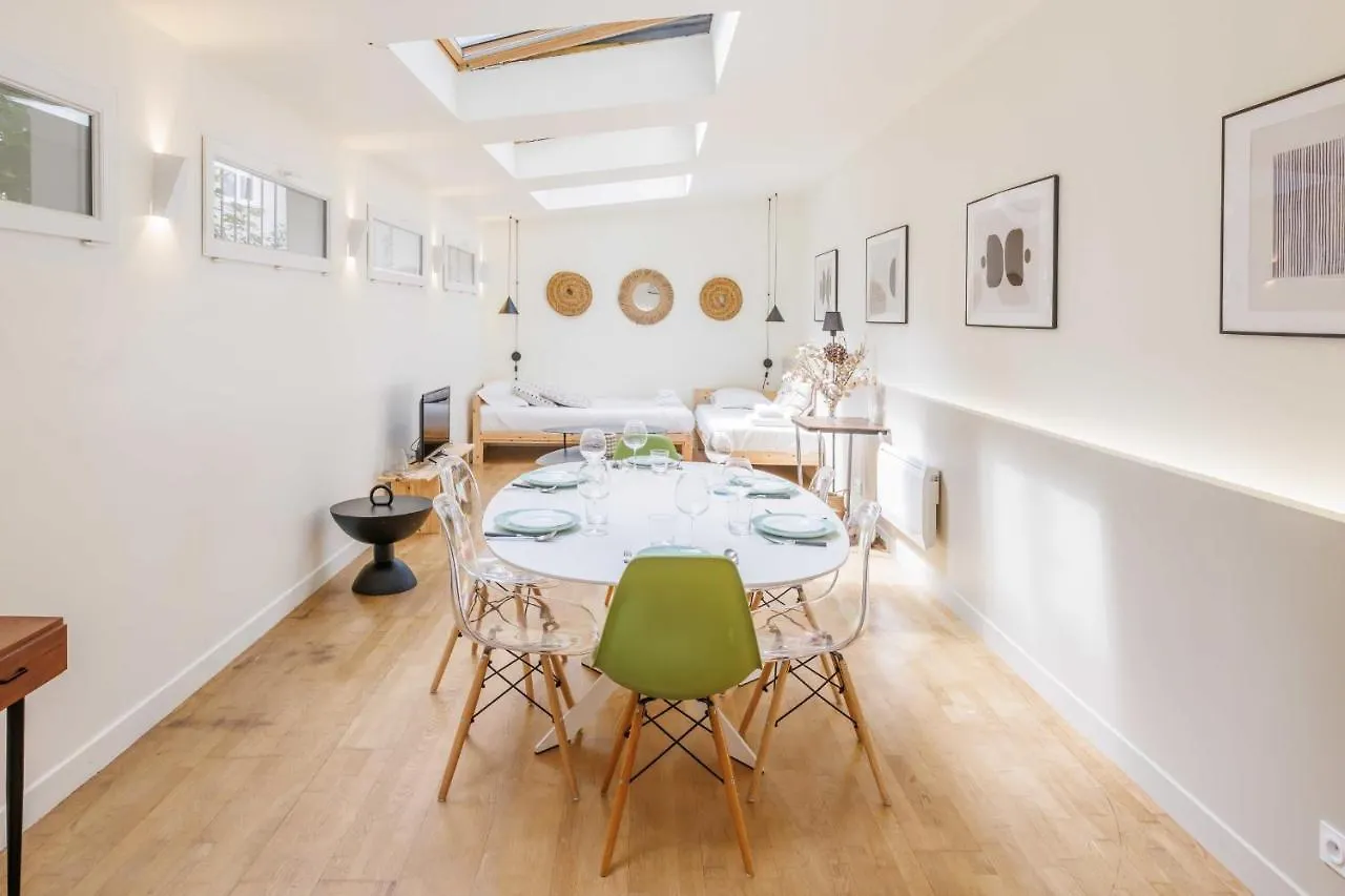 Amazing Apartment 2Br6P - Sacre Coeur Paris 0*,