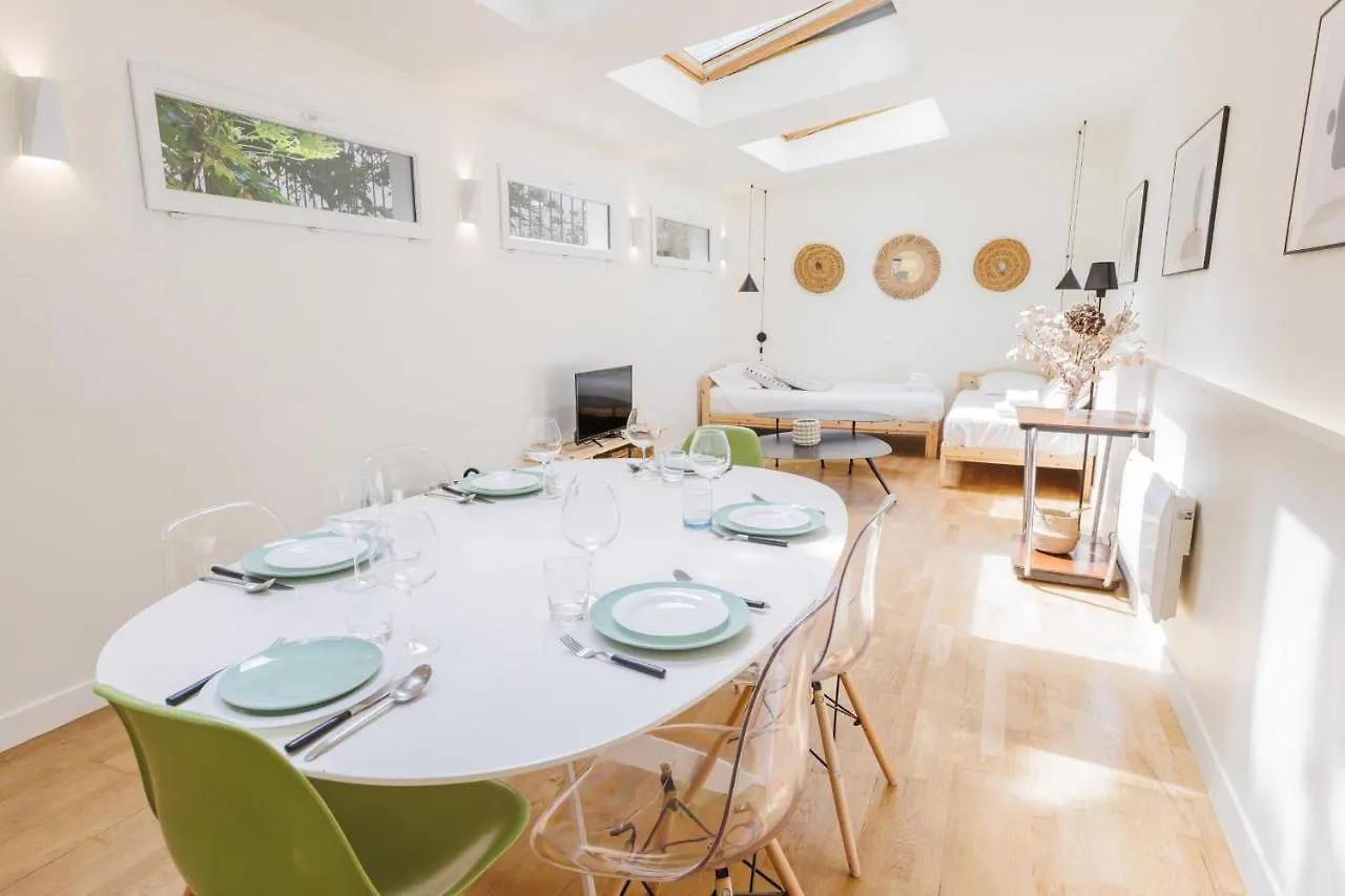 Amazing Apartment 2Br6P - Sacre Coeur Paris 0*,  France