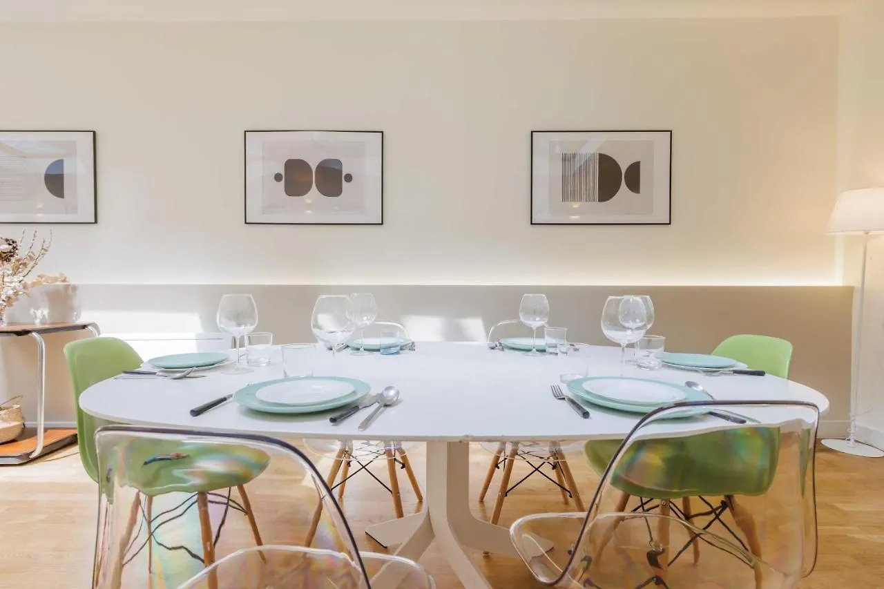 Amazing Apartment 2Br6P - Sacre Coeur contacts